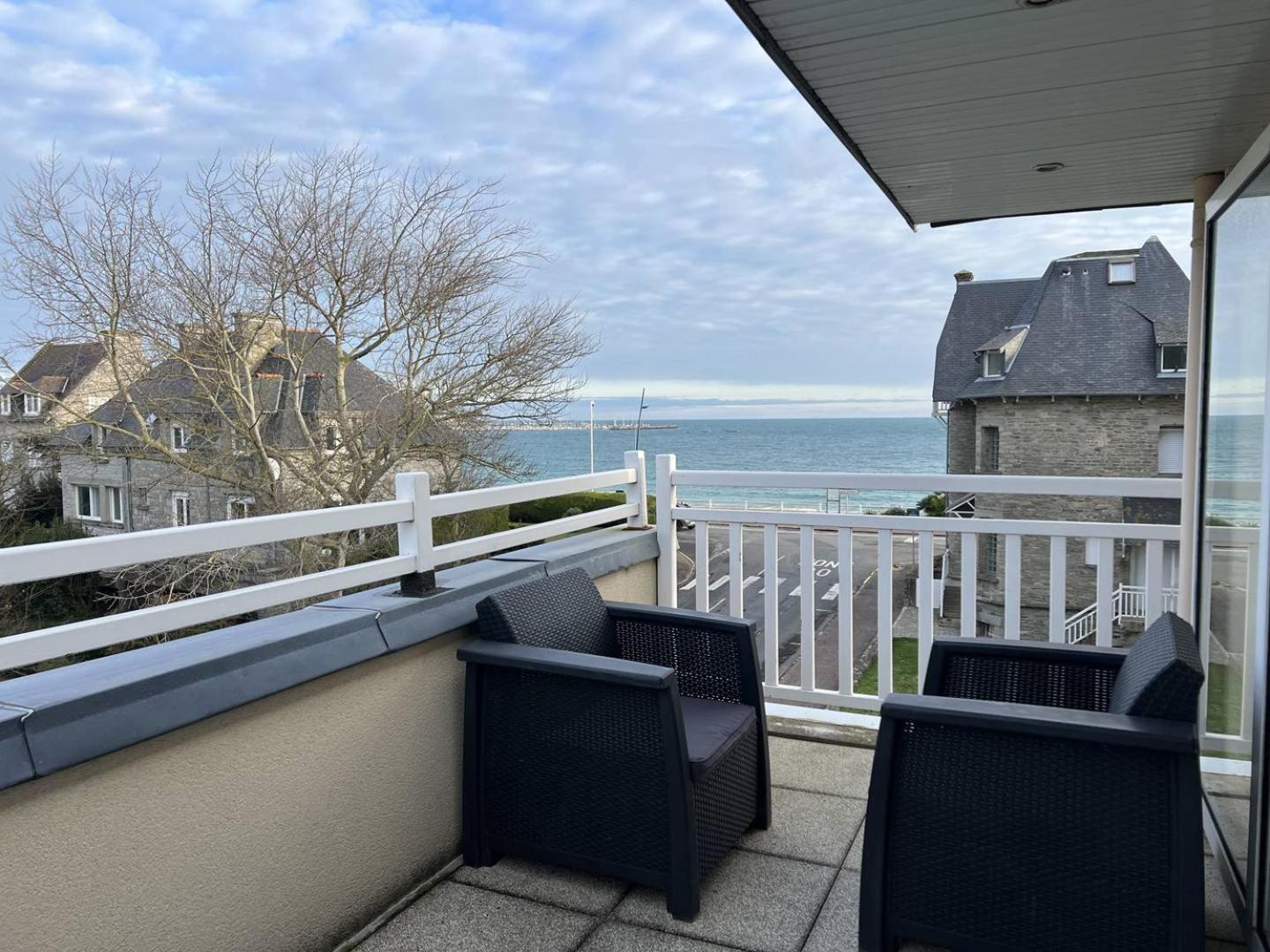 390 Appartement 3 Chambres Avec Vue Sur La Grande Plage De Saint-Cast La Garde  エクステリア 写真