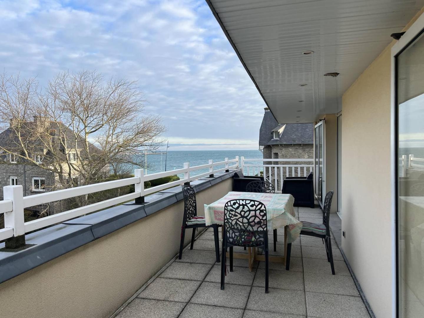 390 Appartement 3 Chambres Avec Vue Sur La Grande Plage De Saint-Cast La Garde  エクステリア 写真